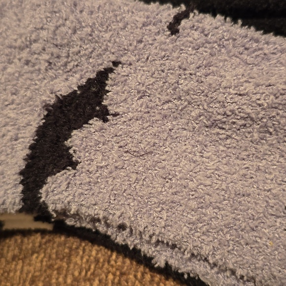 DISNEY BUNDLE OF 4 PAIRS OF NIGHTMARE BEFORE CHRISTMAS SOCKS FITS SHOE SIZE 4-10 - Picture 8 of 10